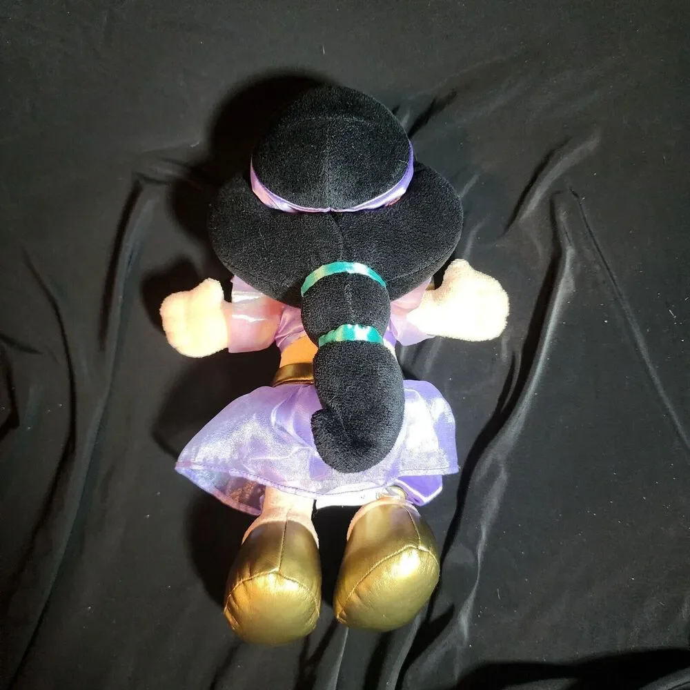 Disney Store Official Aladdin Princess Jasmine Plush Doll Disneyland Resort